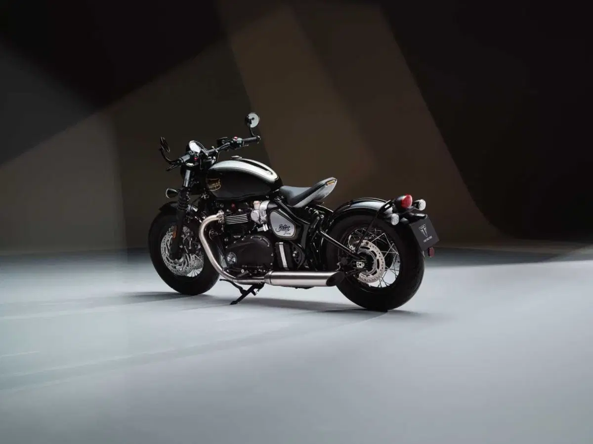 Triumph ritorna ad inizio Novecento con la Icon Edition su 7 modelli (48)