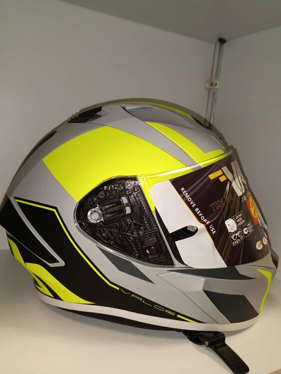 Casco integrale Airoh