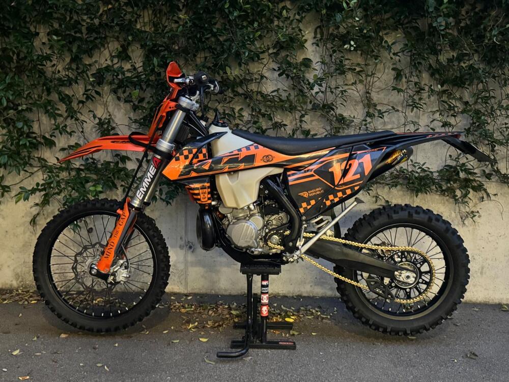 KTM EXC 300 E TPI (2018) (3)