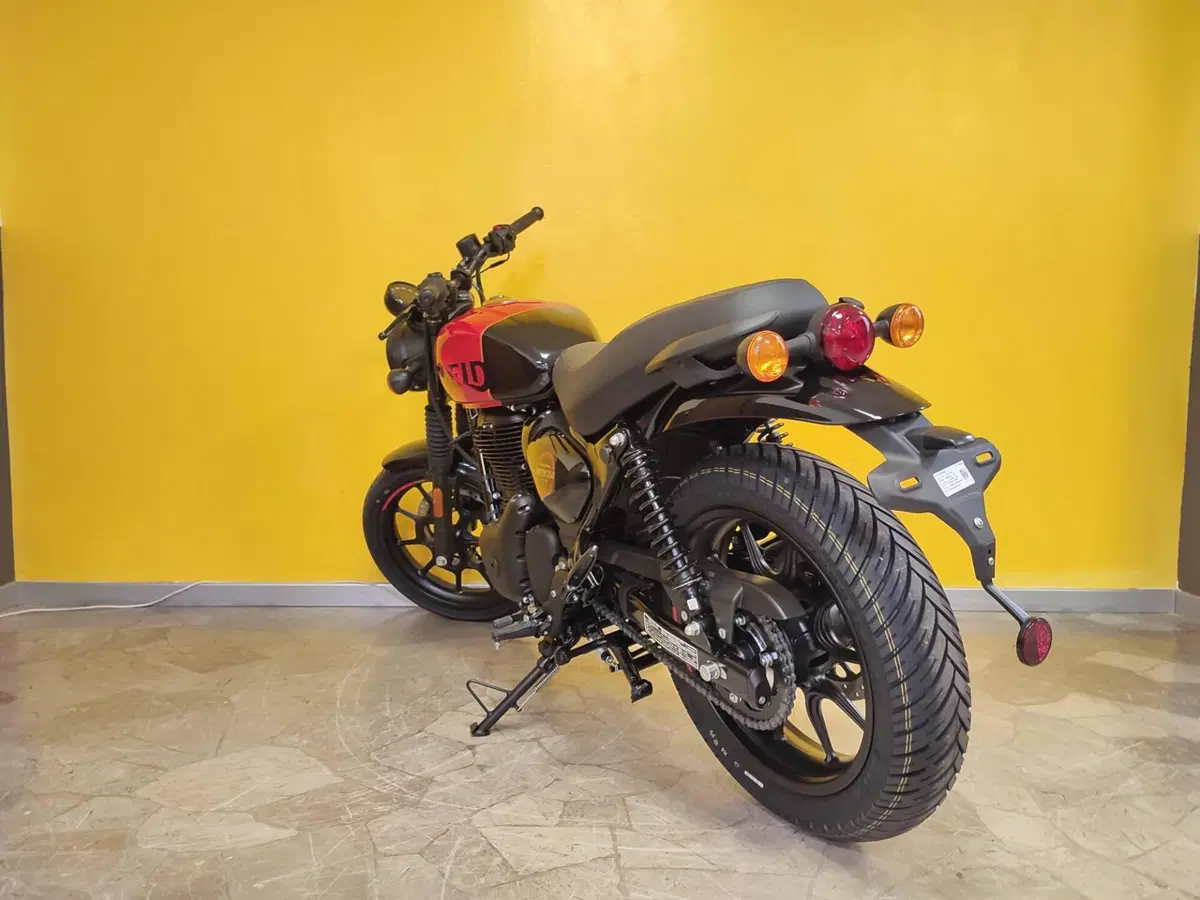 Royal Enfield HNTR 350 (2022 - 26) (4)