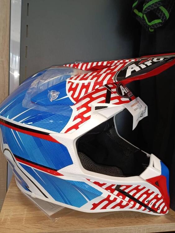 Casco Cross Airoh