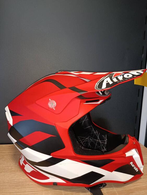 Casco Cross Airoh