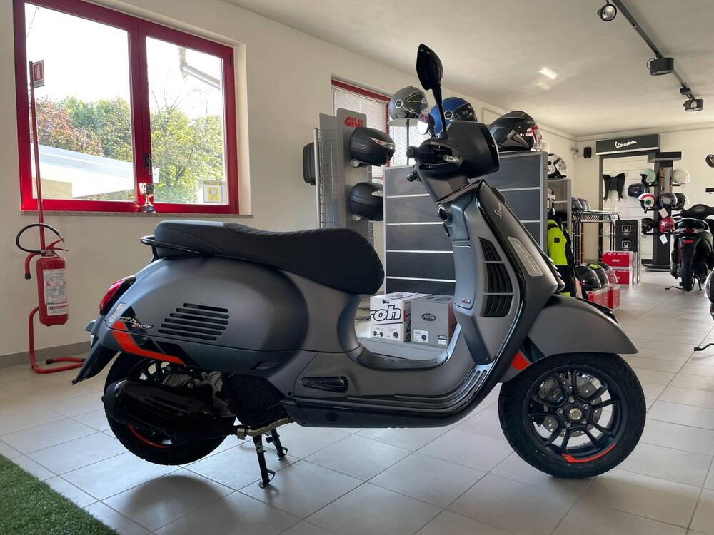 Vespa GTS 125 Super Sport (2021 - 25) (2)