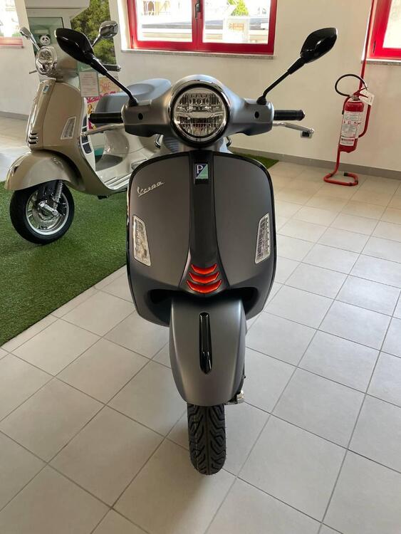 Vespa GTS 125 Super Sport (2021 - 25) (4)