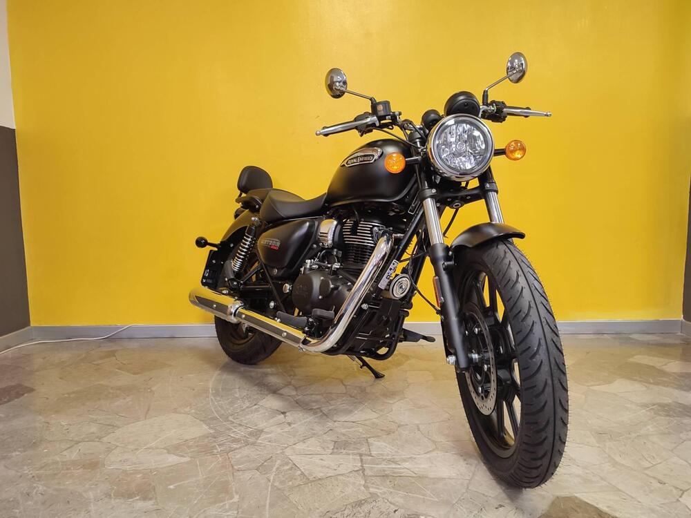 Royal Enfield Meteor 350 Stellar (2021 - 24) (2)