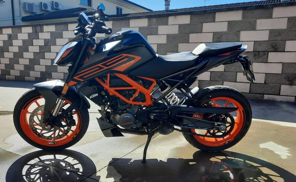 KTM 125 Duke (2021 - 23)