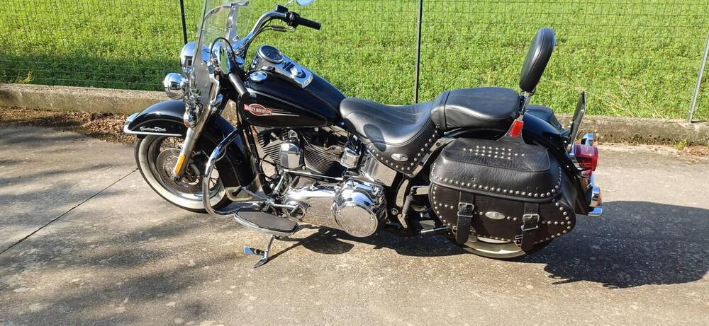 Harley-Davidson 1584 Heritage Classic (2006 - 07) - FLSTC