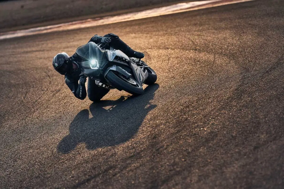 MV Agusta F3 Competizione, la Supersport più bella ed elitaria [EMBARGO 31/10 ore 17] (15)