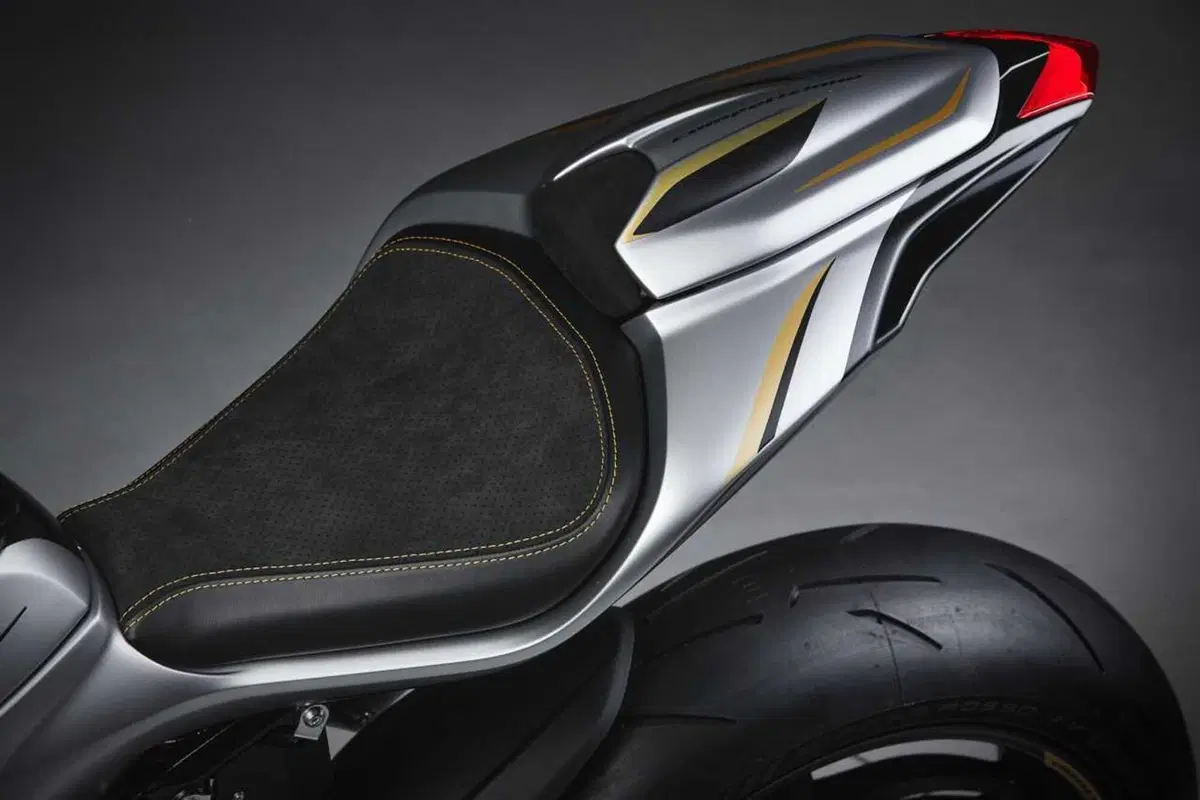 MV Agusta F3 Competizione, la Supersport più bella ed elitaria [EMBARGO 31/10 ore 17] (64)