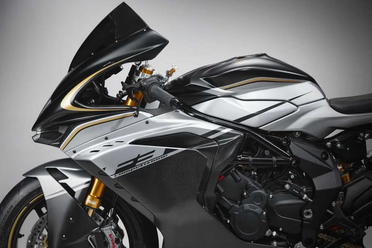 MV Agusta F3 Competizione, la Supersport più bella ed elitaria [EMBARGO 31/10 ore 17] (65)