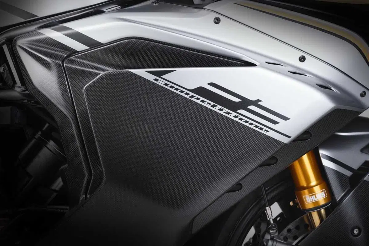 MV Agusta F3 Competizione, la Supersport più bella ed elitaria [EMBARGO 31/10 ore 17] (73)