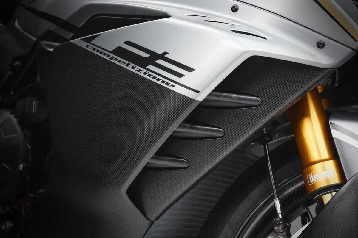 MV Agusta F3 Competizione, la Supersport più bella ed elitaria [EMBARGO 31/10 ore 17] (75)