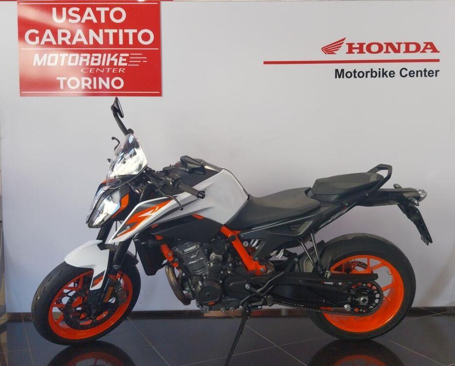 KTM 890 Duke R (2020) (2)