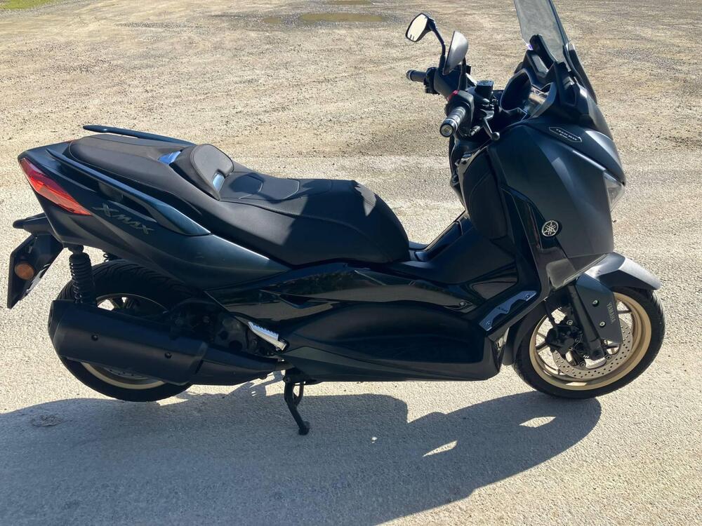 Yamaha X-Max 300 Tech Max (2021 - 24) (2)