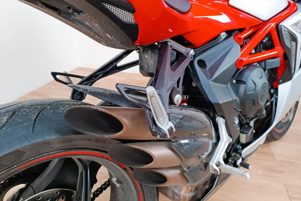 MV Agusta F3 800 EAS (2013 - 15) (4)