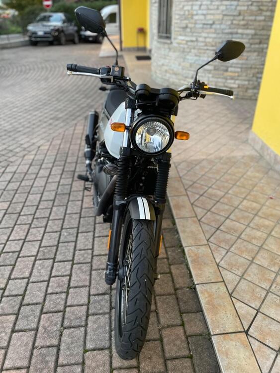 Royal Enfield Himalayan 411 (2017 - 20) (2)