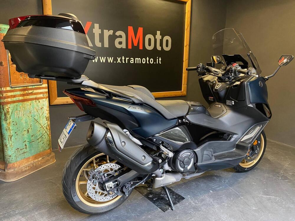 Yamaha T-Max 560 Tech Max (2022 - 24) (2)