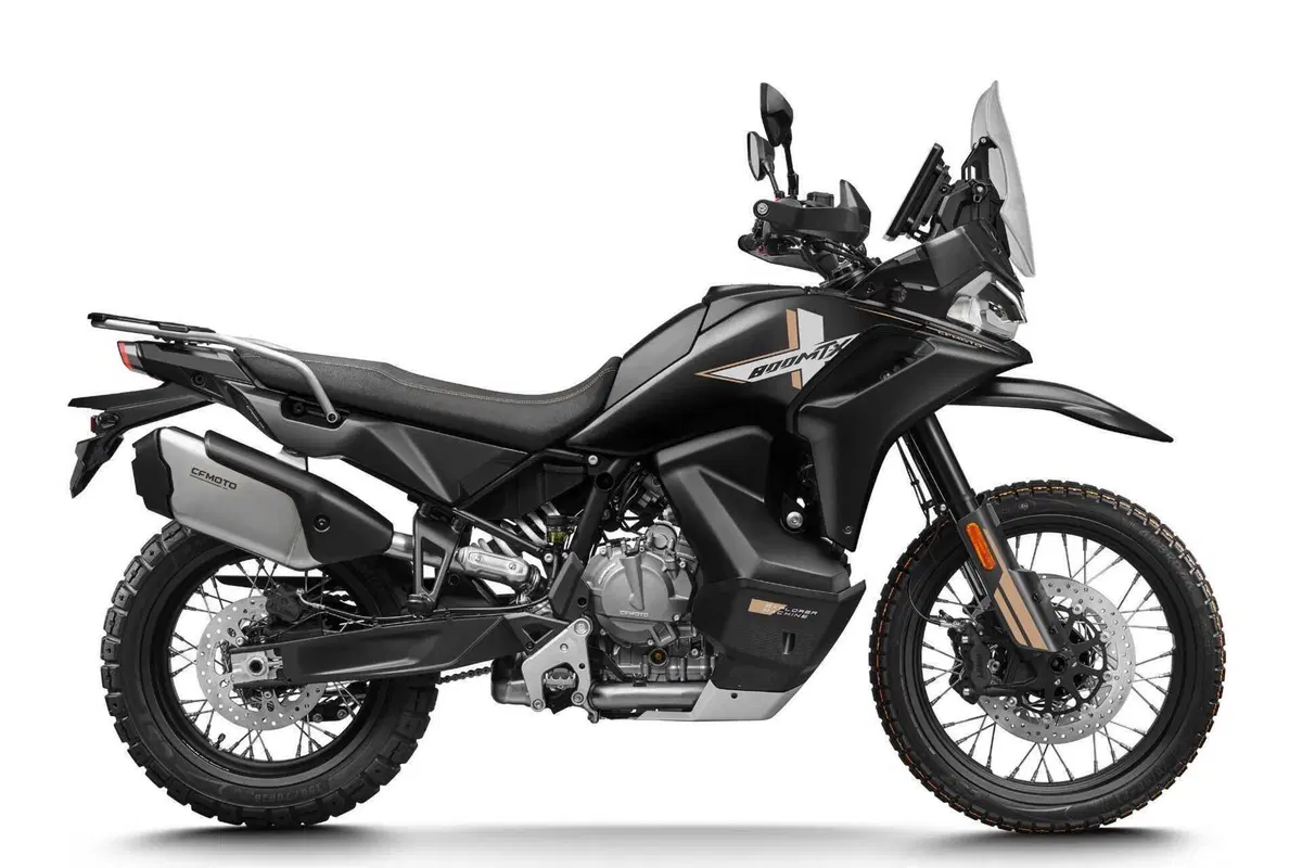 Svelata a EICMA 2024 la CFMOTO 800MT-X: previste due versioni entrambe con IMU e motore da 95 CV (6)