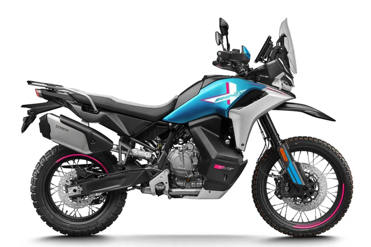 Svelata a EICMA 2024 la CFMOTO 800MT-X: previste due versioni entrambe con IMU e motore da 95 CV (7)