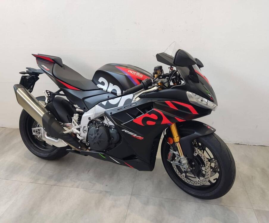 Aprilia RSV4 1100 Factory (2021 - 24)