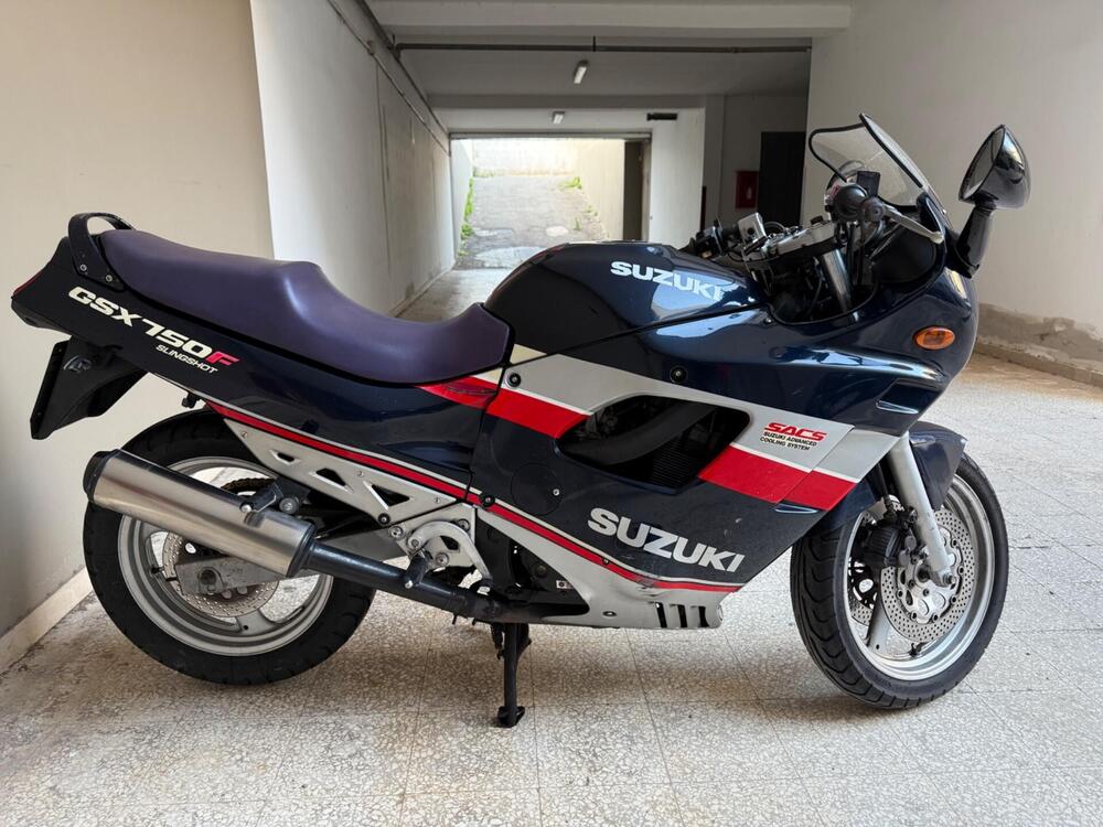 Suzuki GSX 750 F (3)