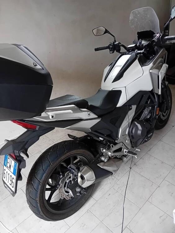 Honda NC 750 X DCT Urban (2021 - 24) (2)