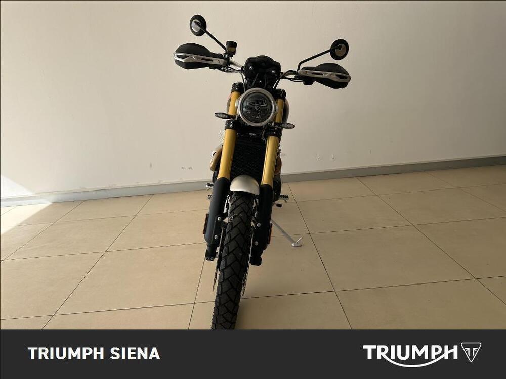 Triumph Scrambler 1200 XE (2024) (3)