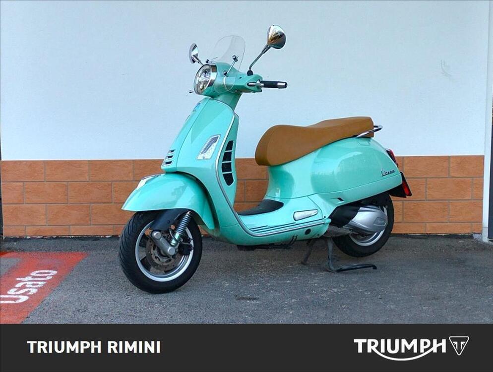 Vespa GTS 300 Hpe (2021 - 22) (2)