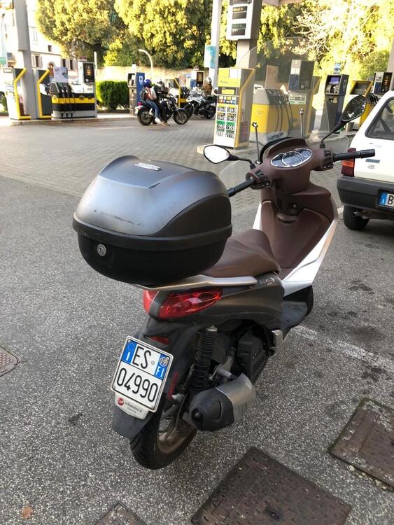 Piaggio Medley 125 ABS (2016 - 19) (3)