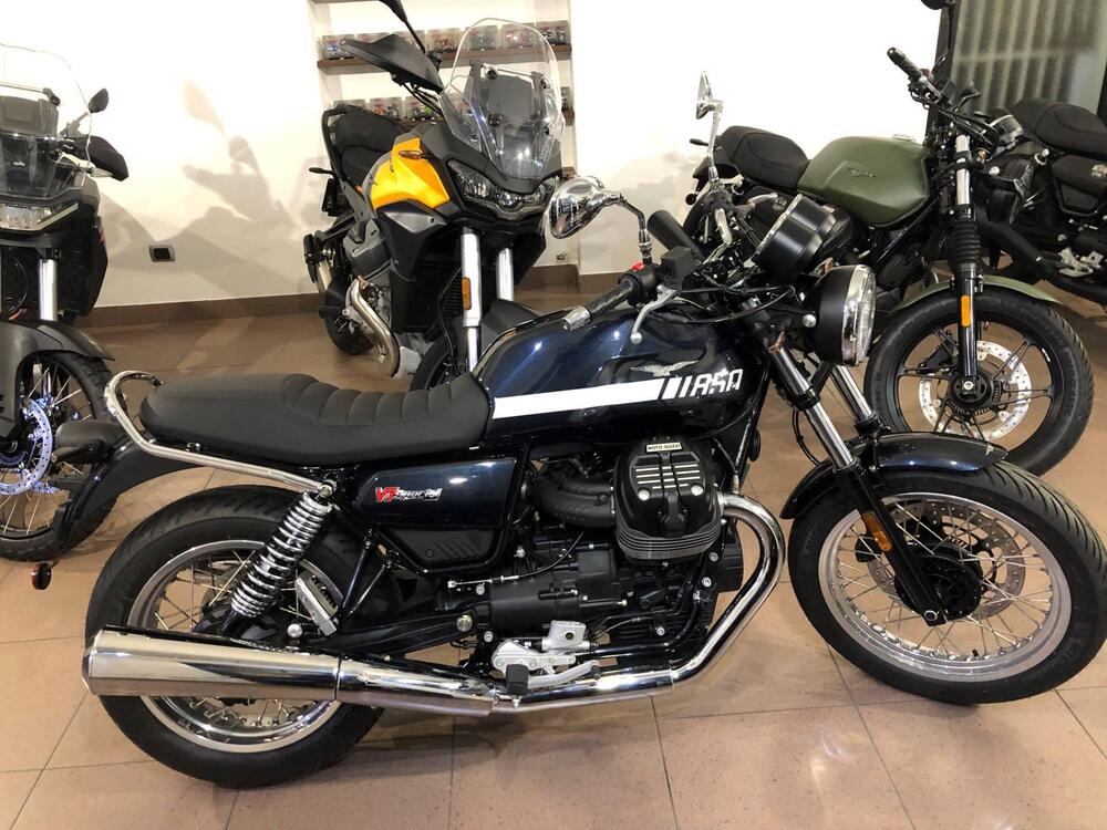 Moto Guzzi V7 Special (2021 - 24)