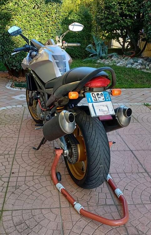 Cagiva V-Raptor 1000 (2000 - 05) (3)