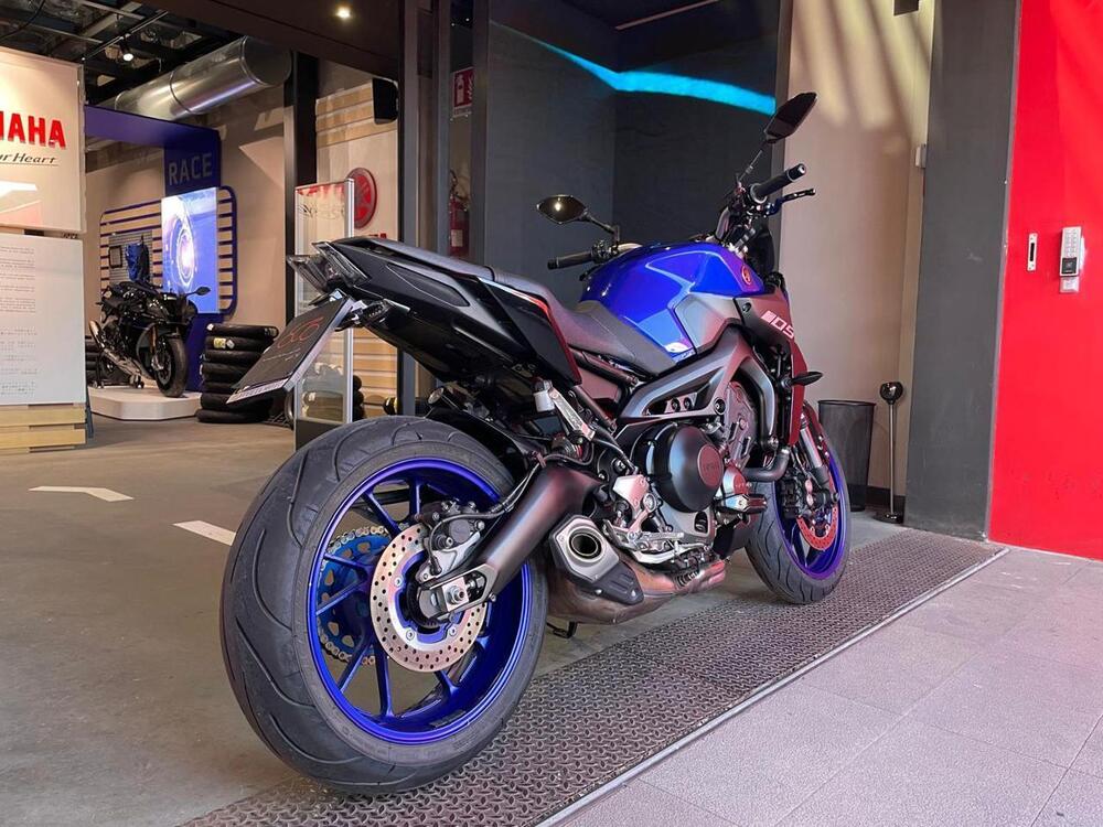 Yamaha MT-09 (2017 - 20) (3)