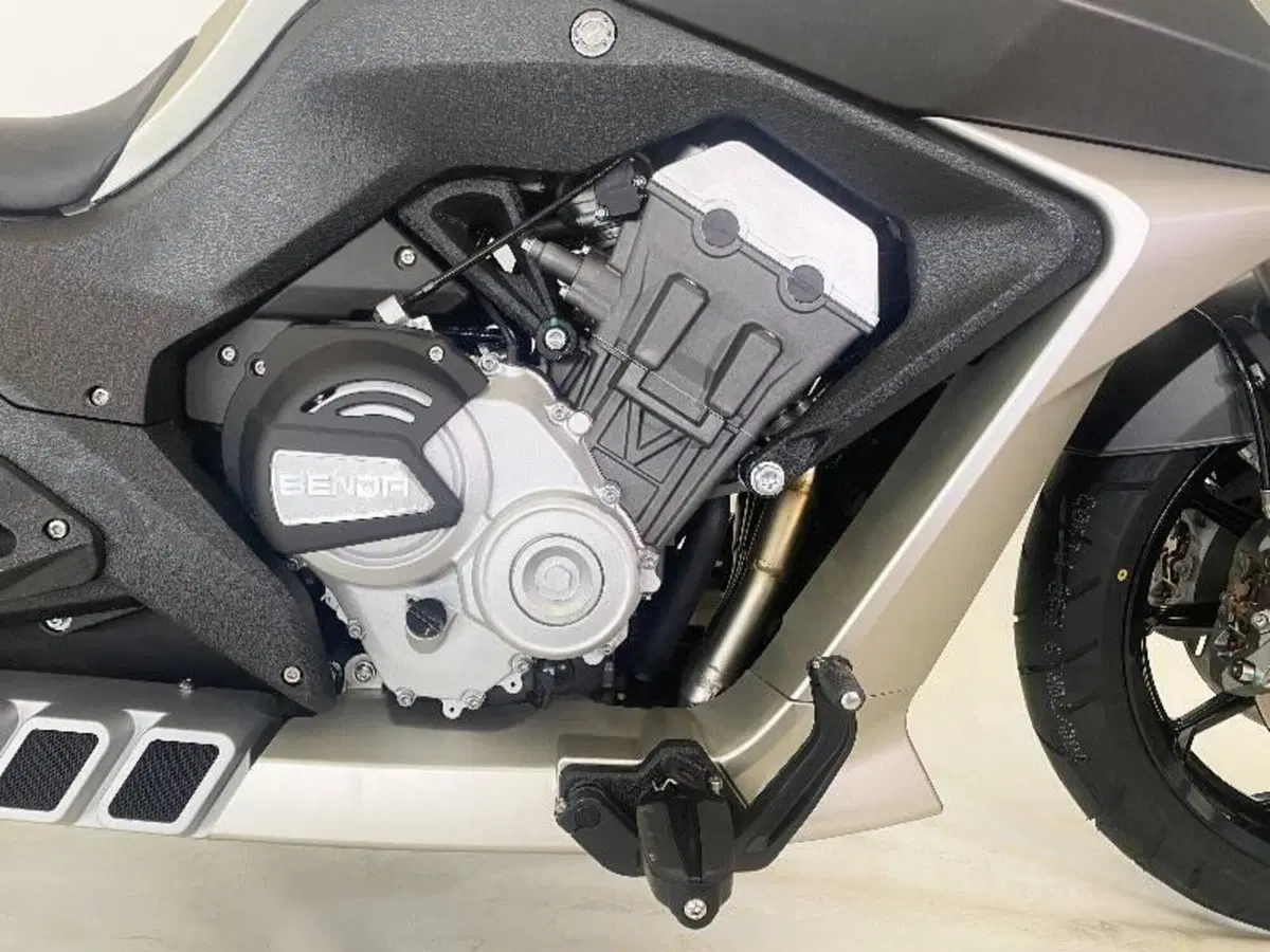 Benda Motorcycles LFC 700 (2024 - 26) (2)