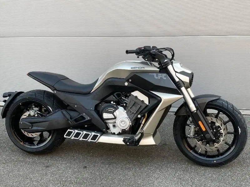 Benda Motorcycles LFC 700 (2024 - 26) (5)