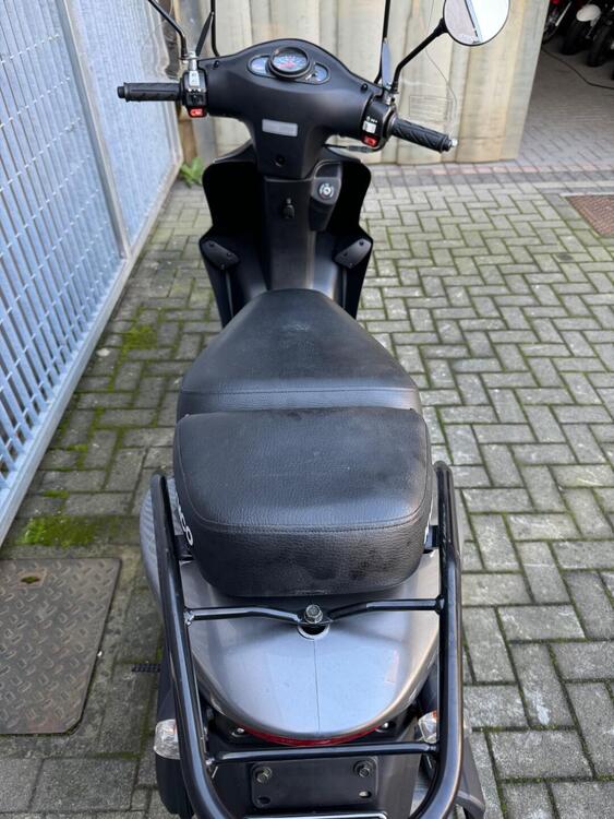 Kymco Agility 50 R12 (2007 - 17) (5)