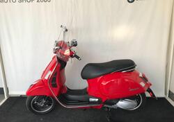 Vespa GTS 300 Super (2023 - 24) usata