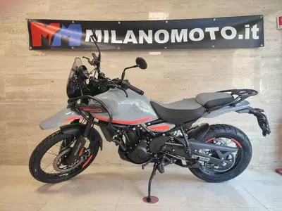 Royal Enfield Himalayan 450 (2024 - 26) nuova