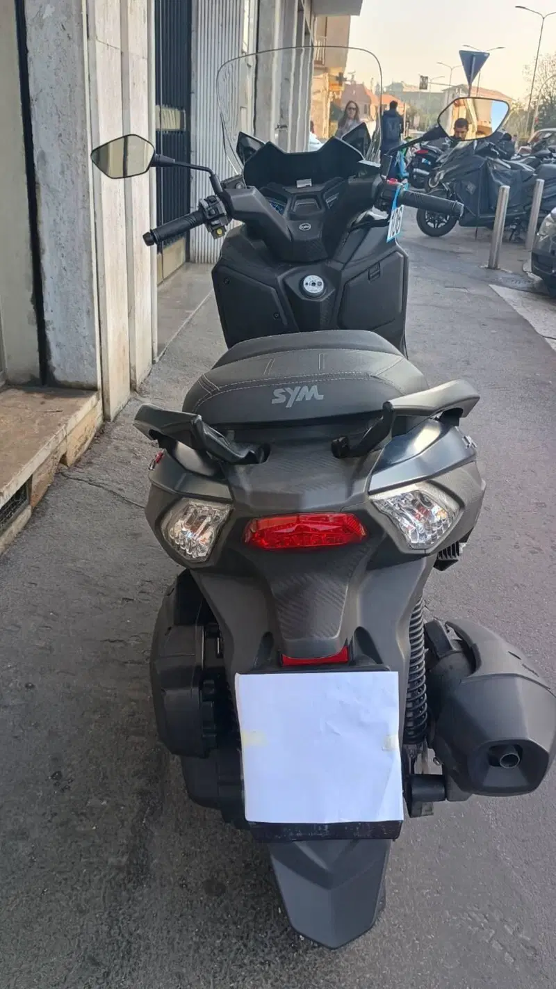 Sym Joymax 300 Z+ (2021 - 24) (2)