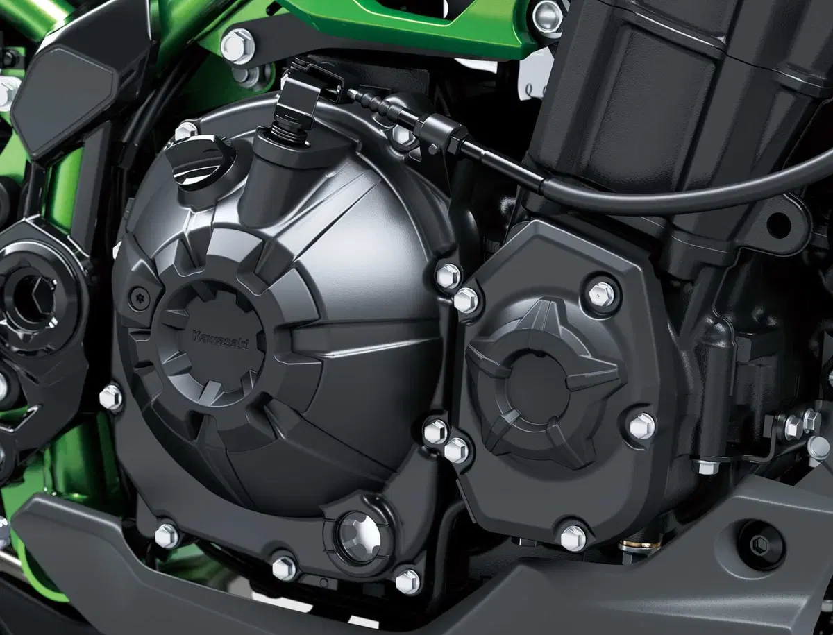 Kawasaki Z900 (16)