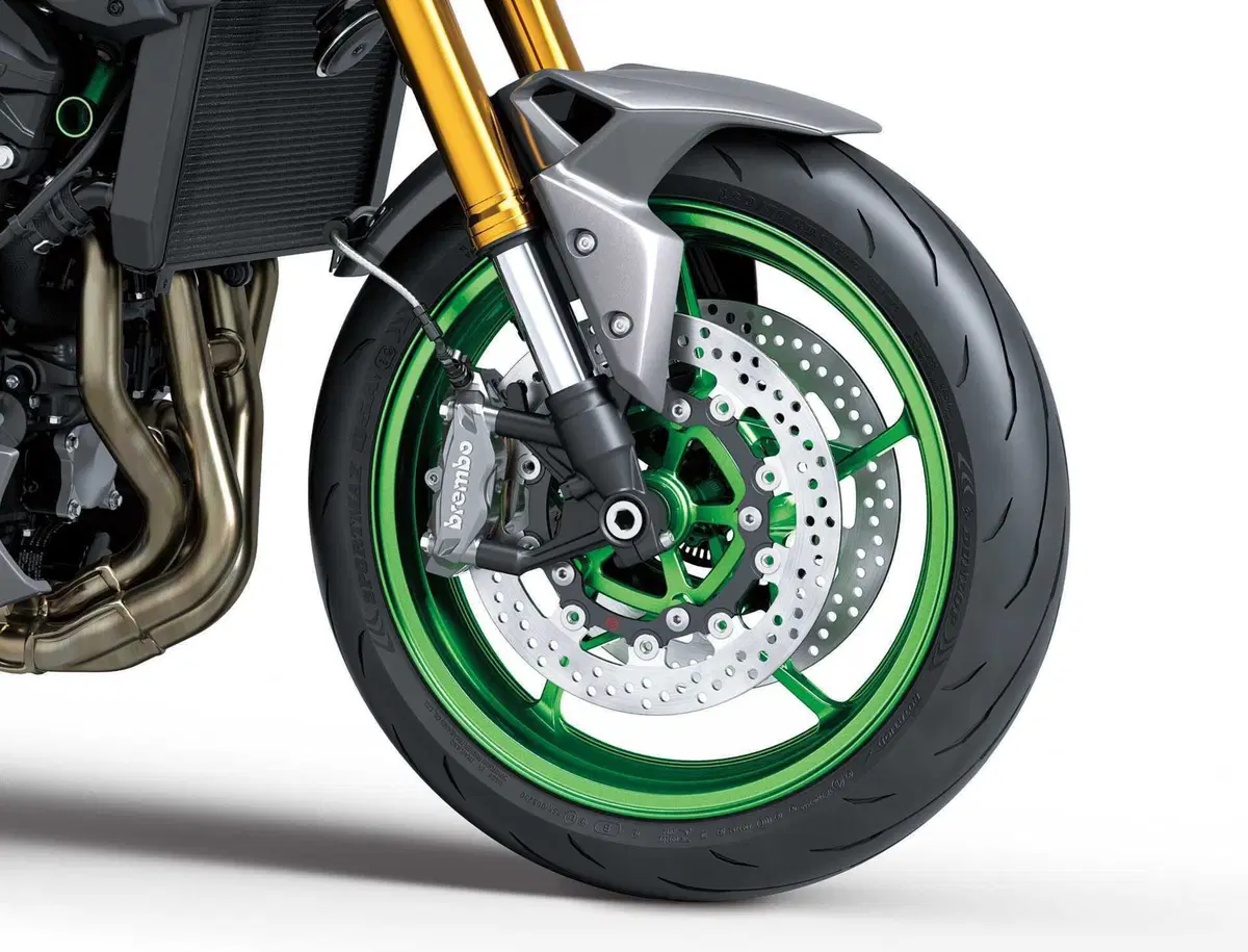 Kawasaki Z900 (8)