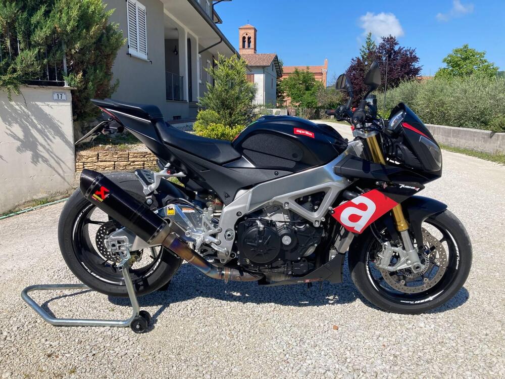 Aprilia Tuono V4 R APRC (2011 - 13) (2)