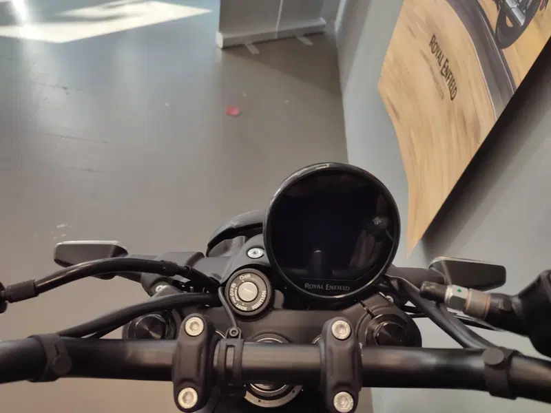Royal Enfield Guerrilla 450 (2024 - 26) (5)