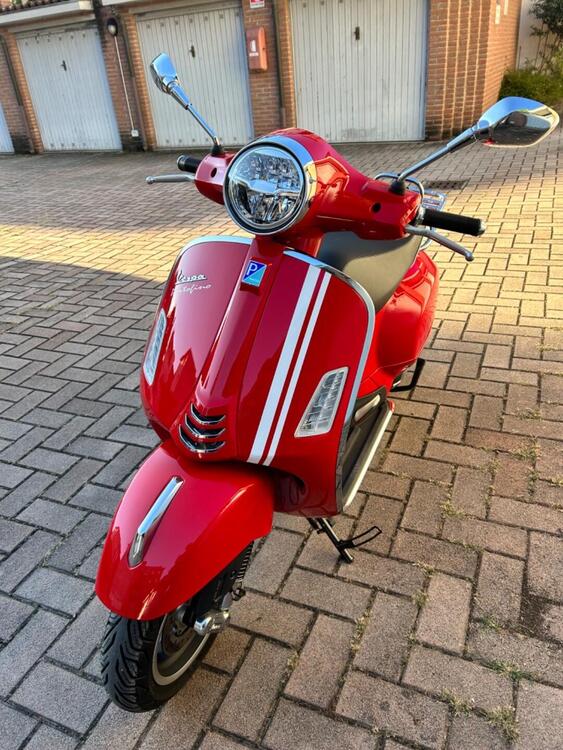 Vespa GTS 300 Super (2023 - 24) (4)