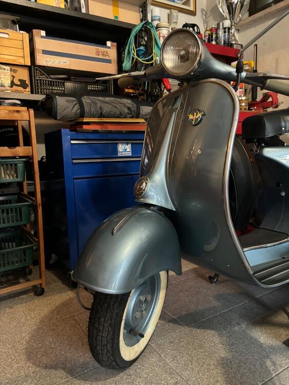 Vespa VBA1t (2)