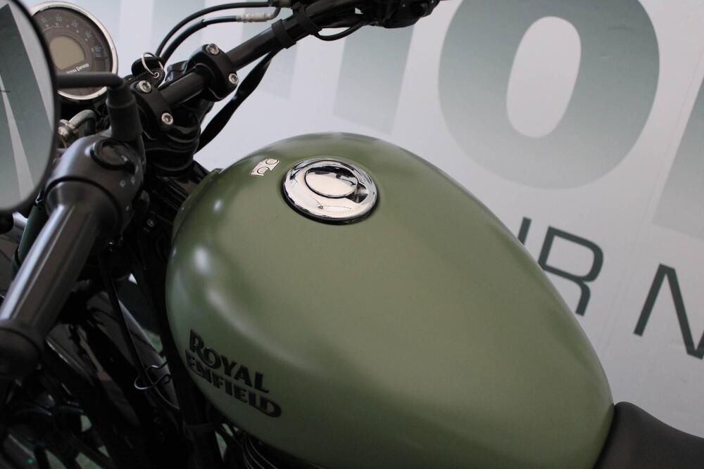 Royal Enfield Meteor 350 Fireball (2021 - 24) (5)