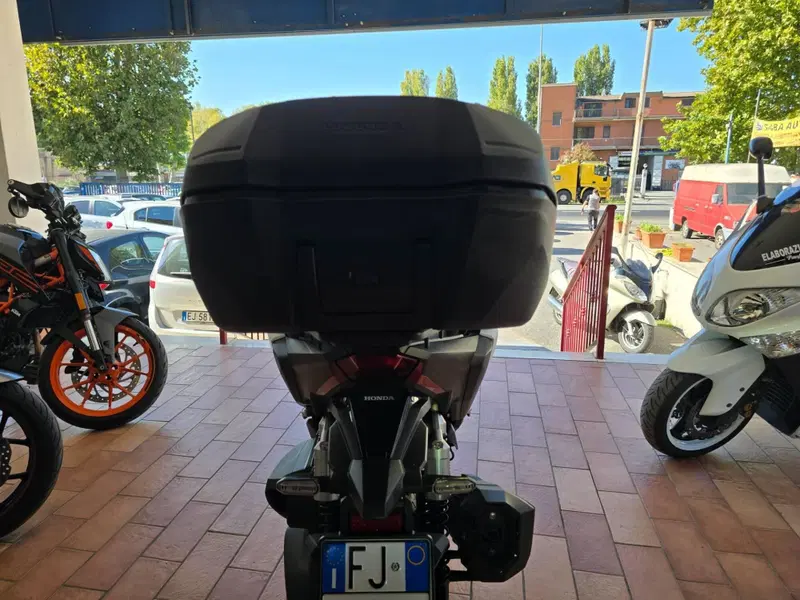 Honda ADV 350 (2022 - 24) (8)
