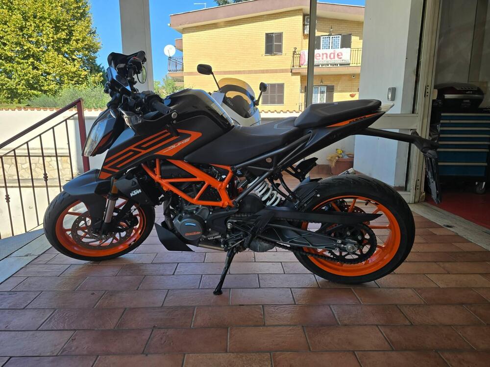 KTM 125 Duke (2021 - 23) (4)