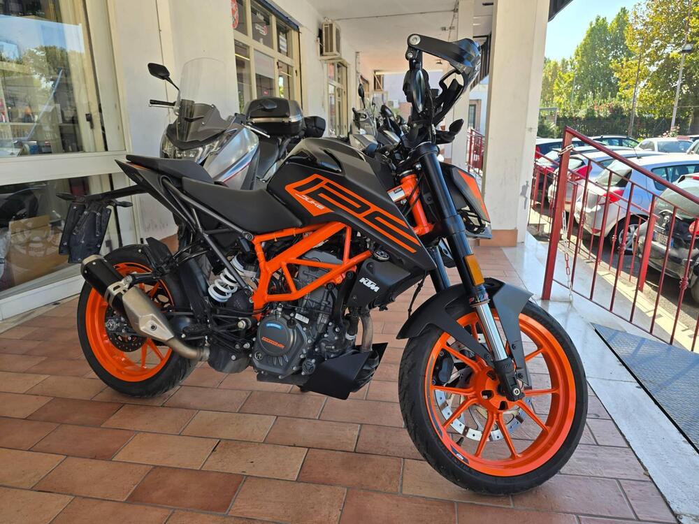 KTM 125 Duke (2021 - 23) (5)