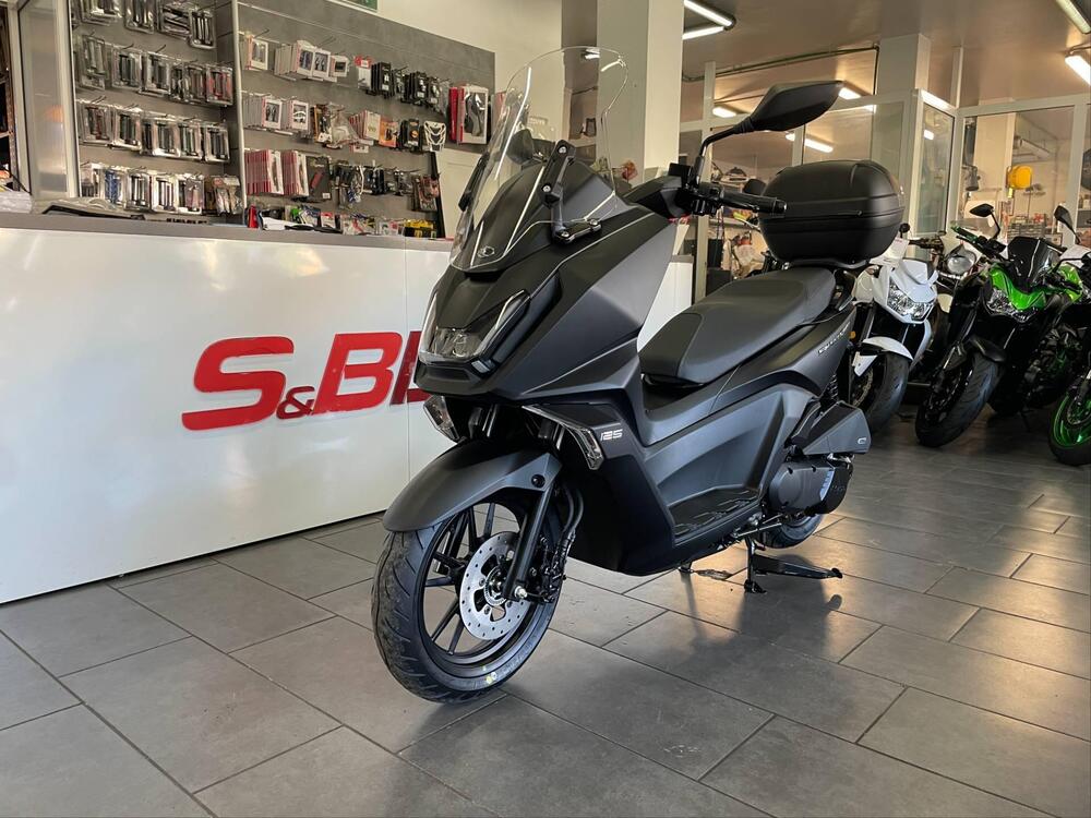 Kymco Skytown 125i (2024) (2)