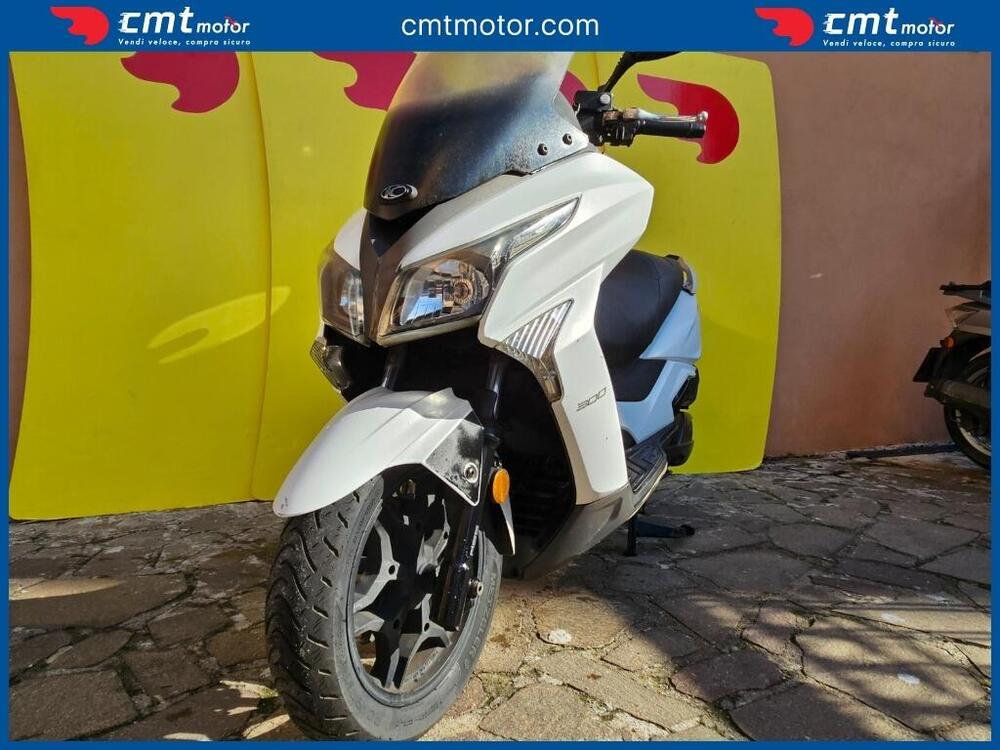 Kymco X-Town 300i ABS (2016 - 20) (2)